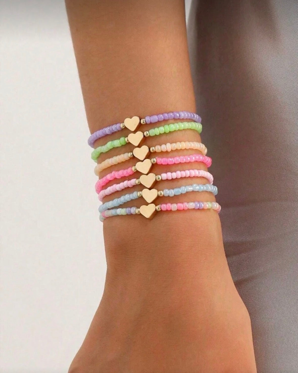 Set of 7 colorful heary bracelets